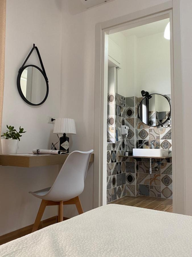 La Maison Derriere 特罗佩阿 外观 照片